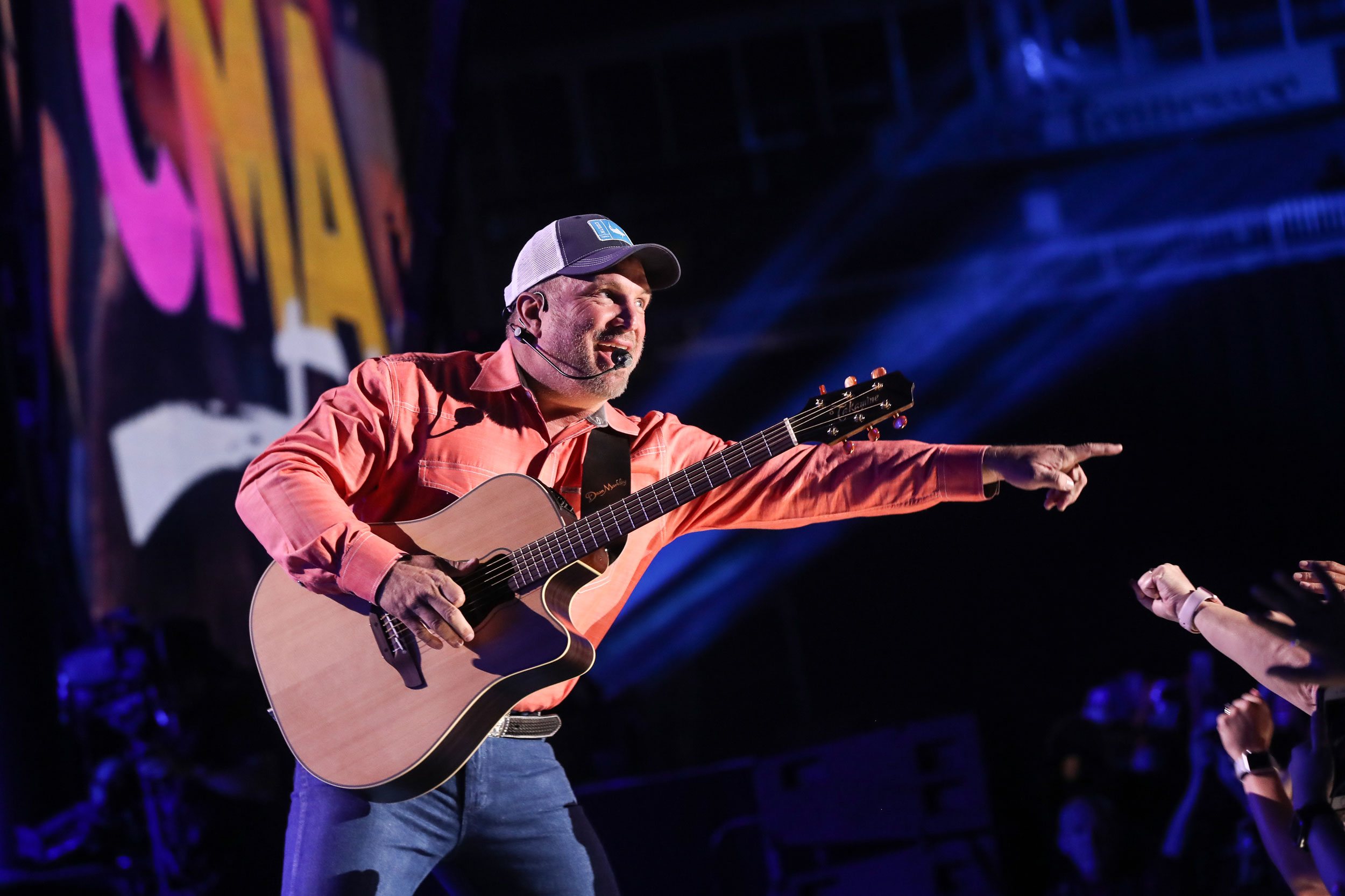 Garth Brooks 